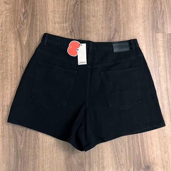 NEW Cider Denim Mid Rise Cherry Embroidery Black Denim Shorts Sz 12/14 - Picture 9 of 10